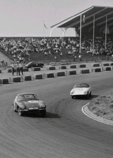 A Zandwoort en 1959, bagarre avec Graham Warner sur la Lotus Elite